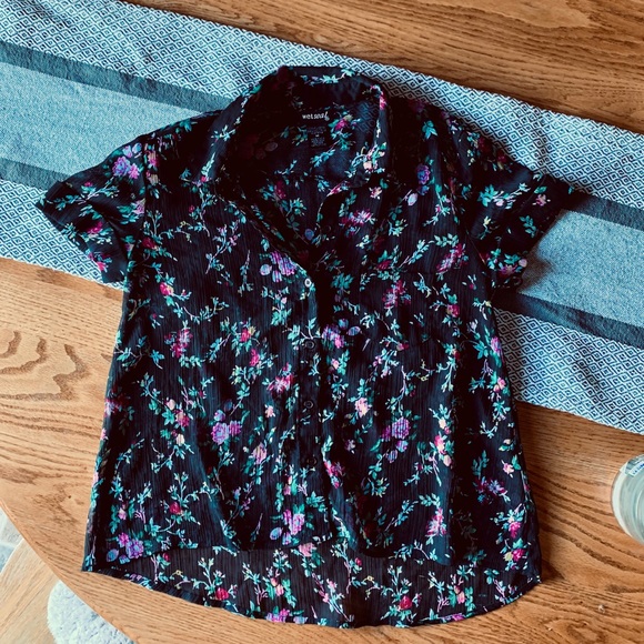 Wet Seal collared button up crop - Picture 1 of 1